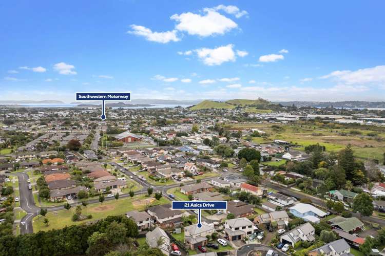 21 Asics Drive Favona_19