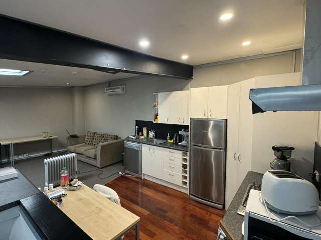 Unit 1, 4 Timothy Place Wigram_4