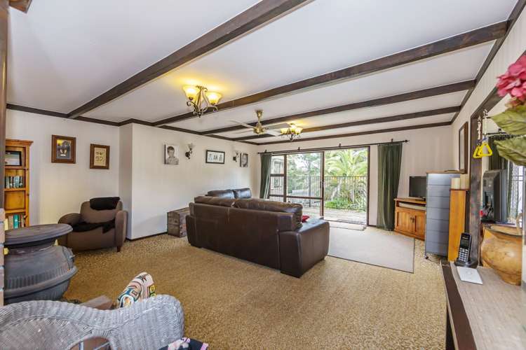 583 Ridge Road Riverhead_5