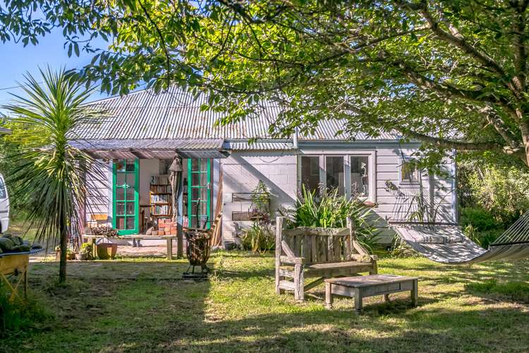 14 Lyon Street Featherston_13