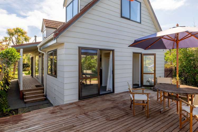 113 Rocking Horse Road Southshore_16