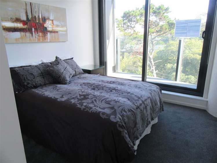 604/18 Saint Martins Lane Grafton_10