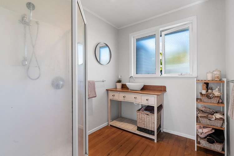 8B Esk Street Parkvale_13