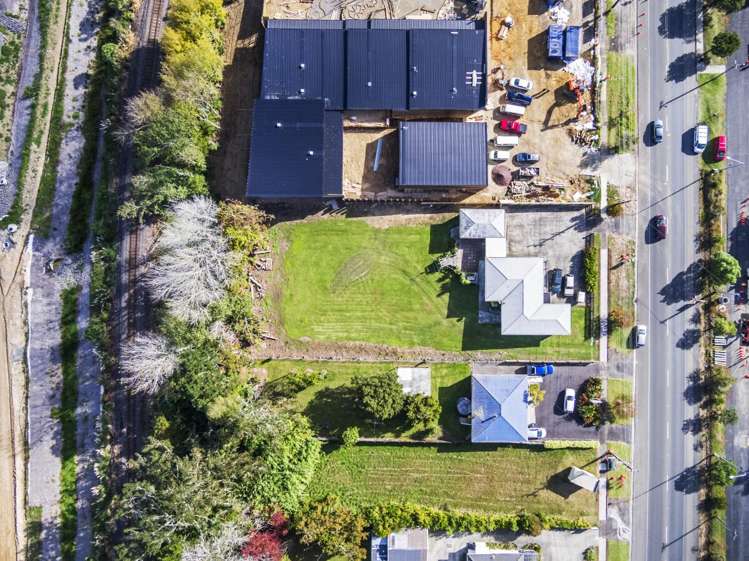 367-369 Main Road Kumeu_1