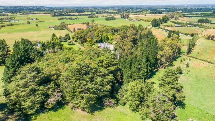 177 Round Hill Road Loburn_30