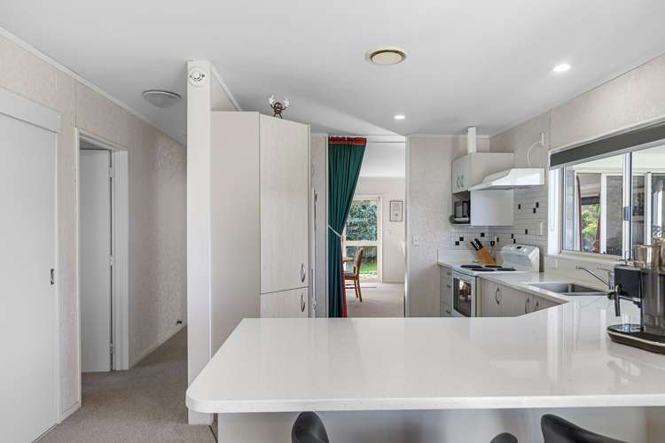 64 Sunnyhills Avenue Glenview_6