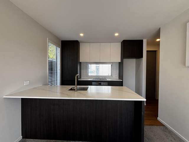 2/44 Shirley Road Shirley_2
