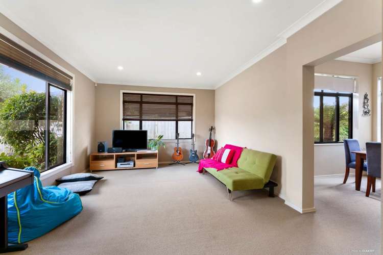 14 Mordane Place Flat Bush_6