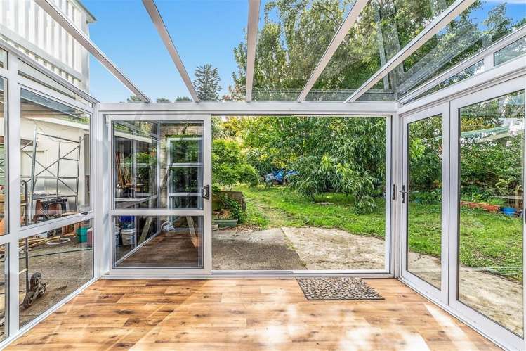 21 Karaka Street New Lynn_8