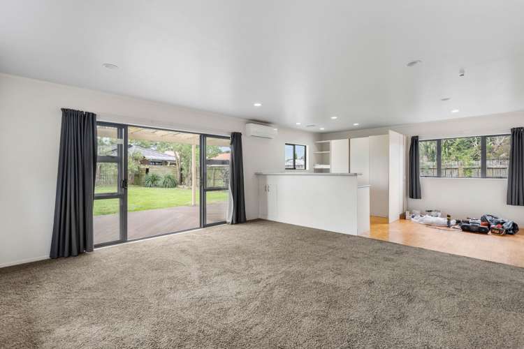 9 Bill Phillip Place Clendon Park_5