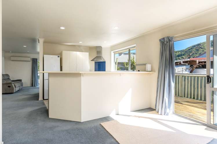 257a Waikawa Road Waikawa_14