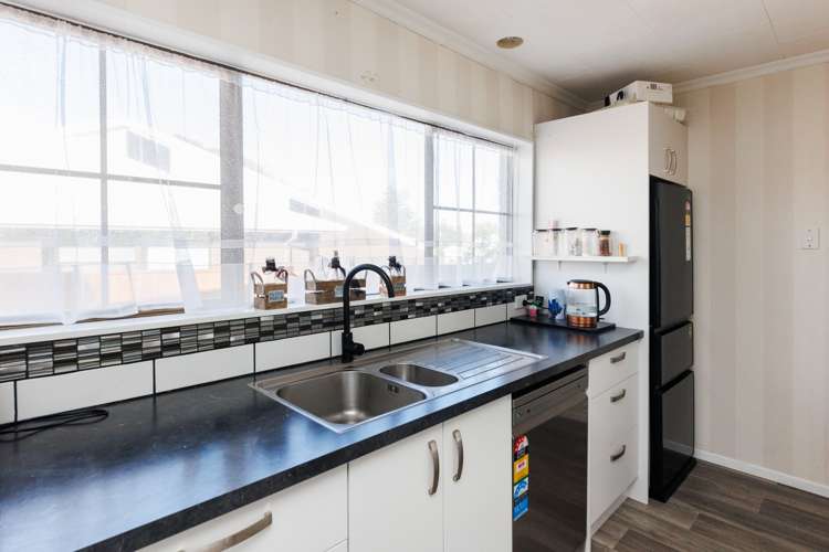 7 Dunallen Avenue Marton_11