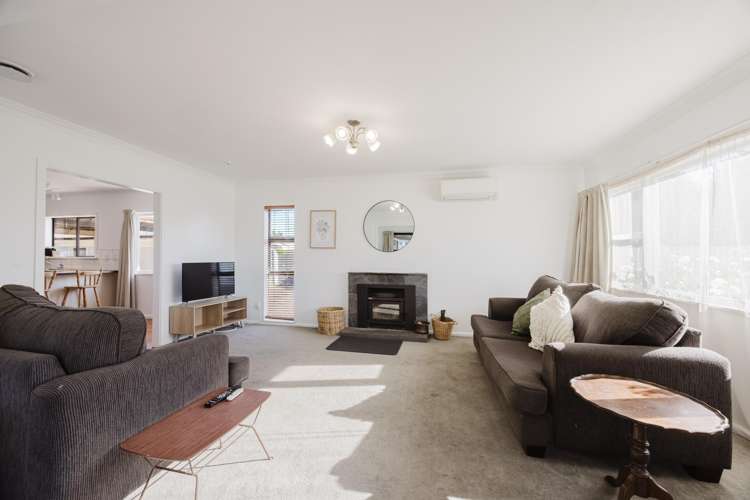 8 Corbett Place Onekawa_11