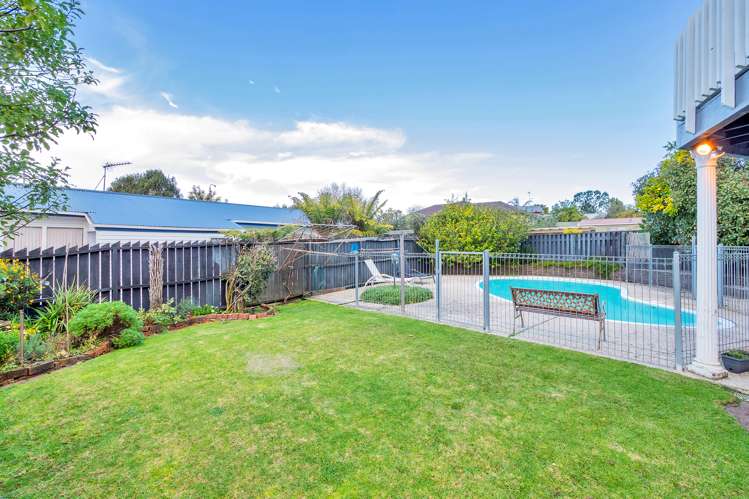 9 Bodi Place Te Atatu South_15