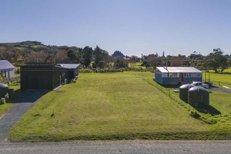 136 Te Punga Road_4