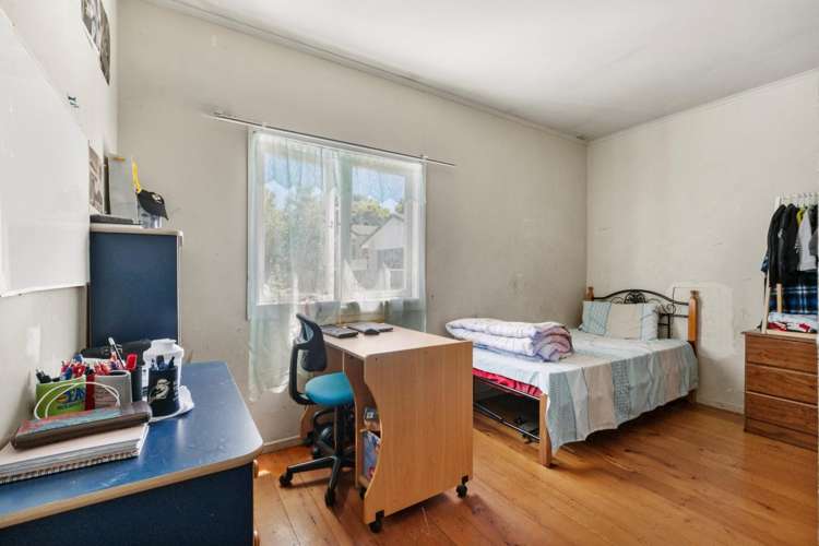 79 Robert Skelton Place Clendon Park_14