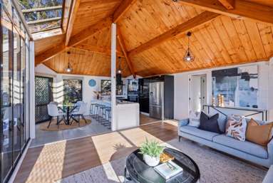 212 Norman Lesser Drive_2