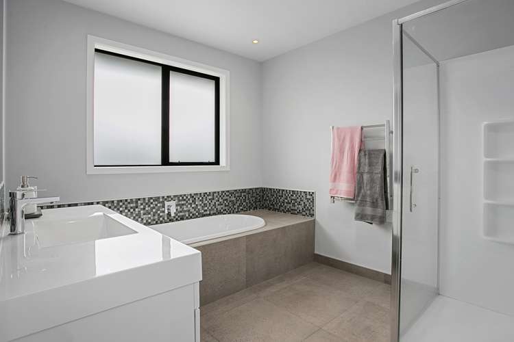 65 Alan Livingston Drive Cambridge_20