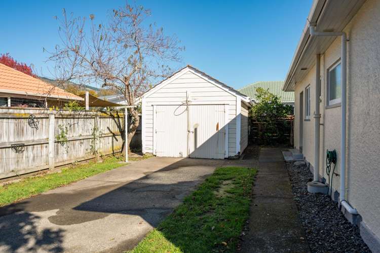 2 Templemore Drive Richmond_15