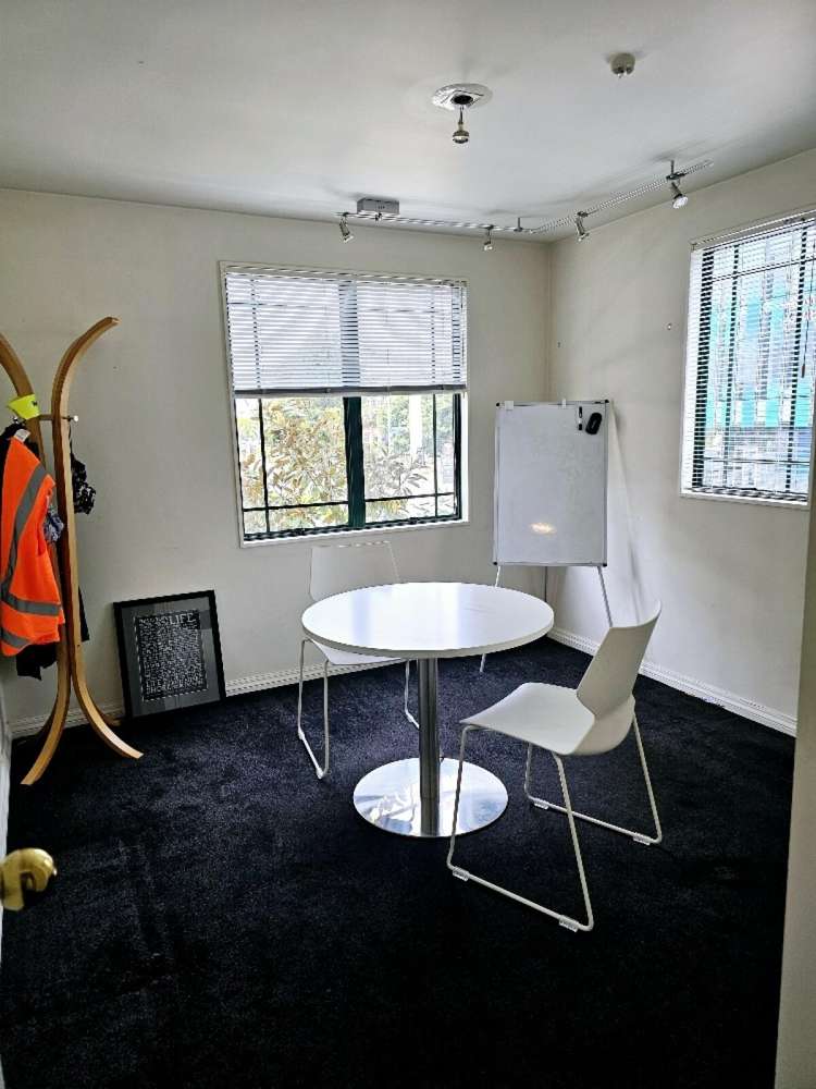 Unit 2, 75 Gloucester Street City Centre_7
