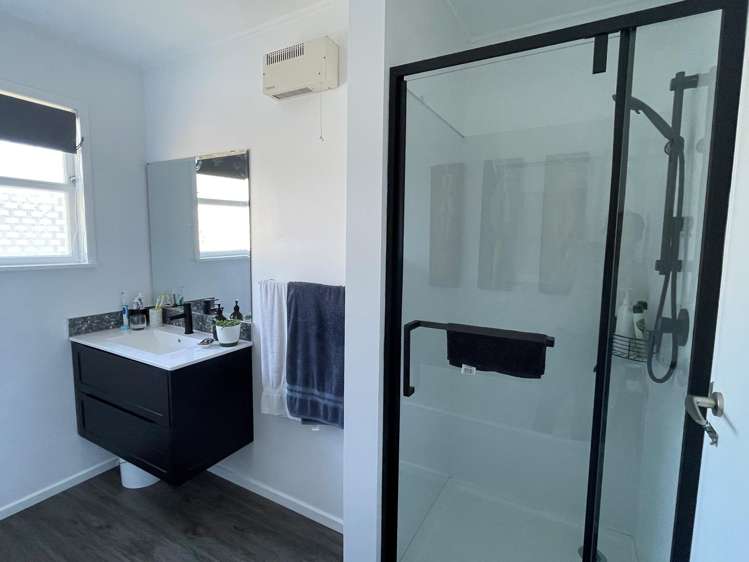 1/25 Aparima Street Miramar_7