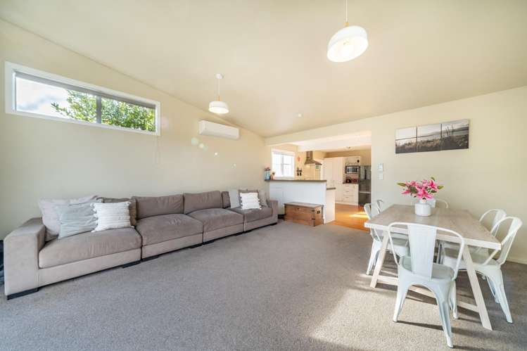 35 Royal Street Upper Hutt_7