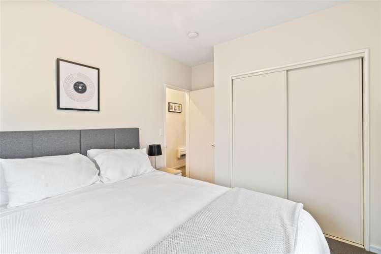 4/10 Collins Street Addington_6