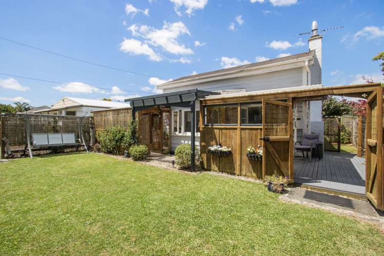 99 Parry Palm Avenue Waihi_0