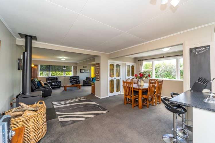 8 Puriri Crescent Masterton_7