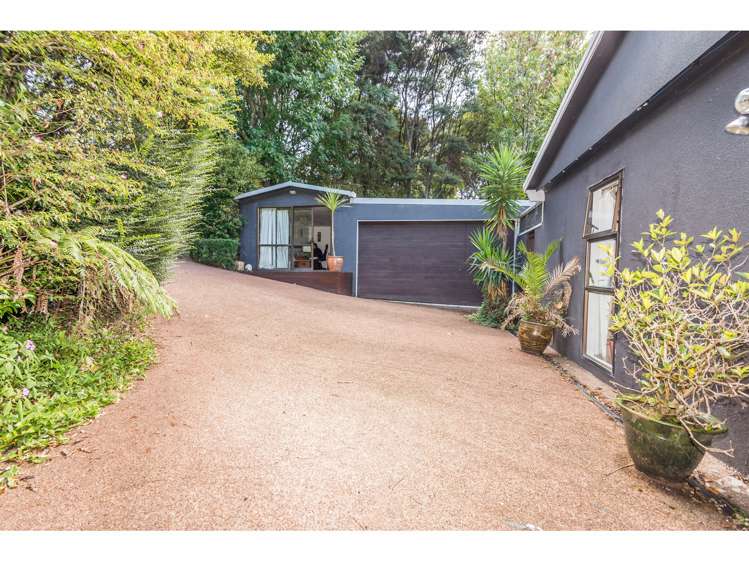 17 Karapiti Place Glen Eden_0