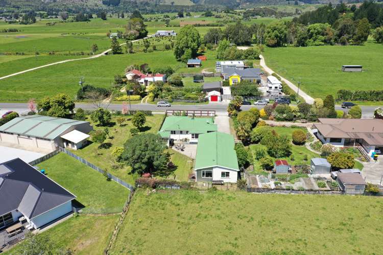 99 Abel Tasman Drive Takaka_13