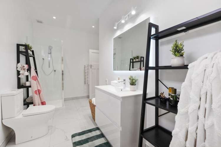 81 Hastie Ave Mangere Bridge_10