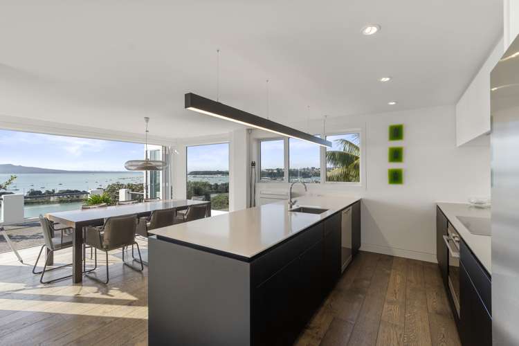 2/12 Crescent Road Parnell_11