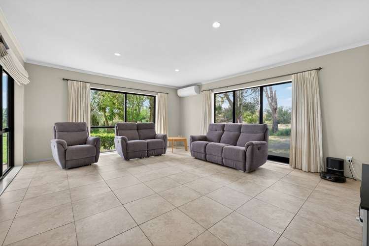 293 Ostrich Road Patumahoe_19