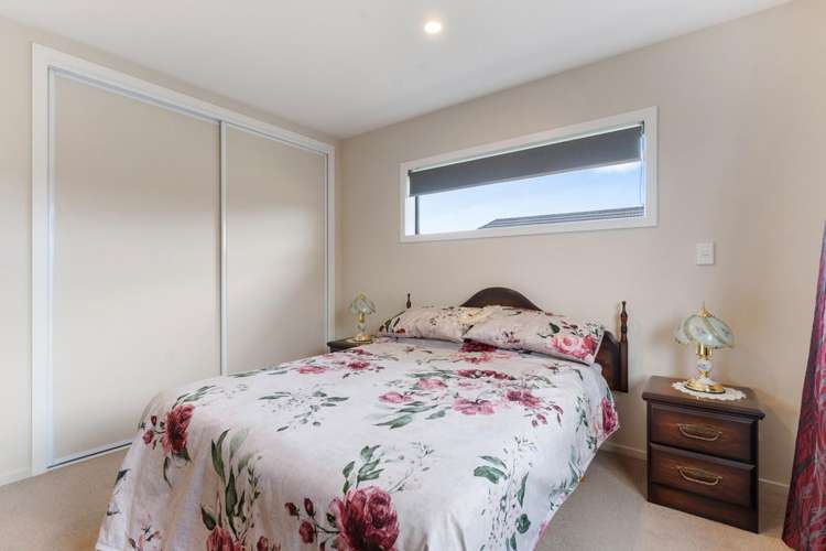 61 Ashmore Park Road Carterton_10