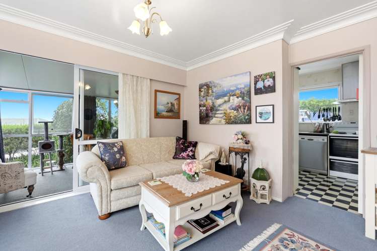 1377A Dominion Road Extension Mount Roskill_6