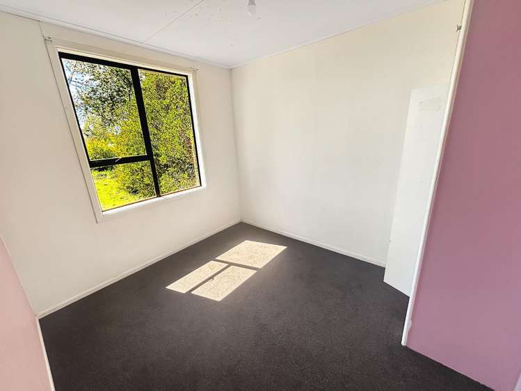17 Glendevon Place 11139_7