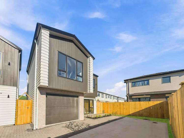 2/8 Gibbs Road Manurewa_15