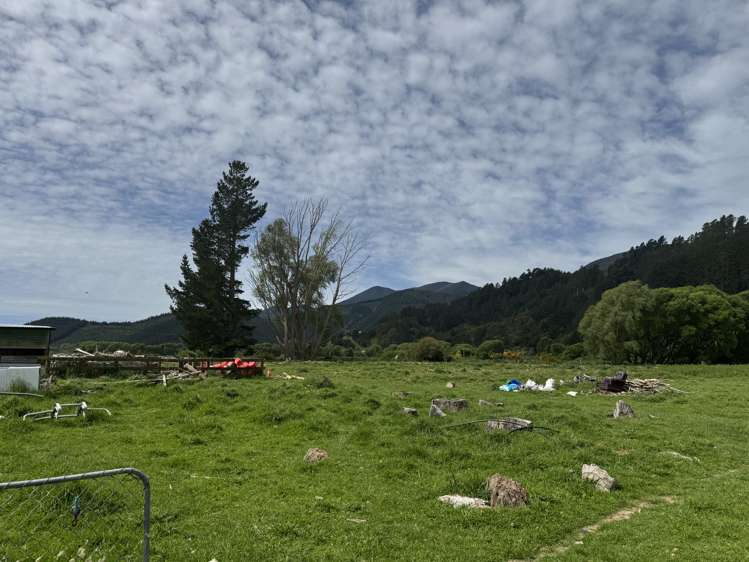 17 Para Railway Road_0