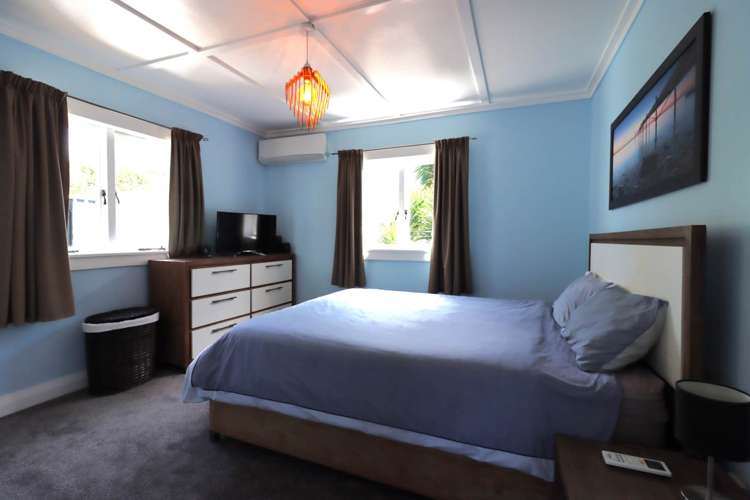 1/4 Kaurilands Road Titirangi_5