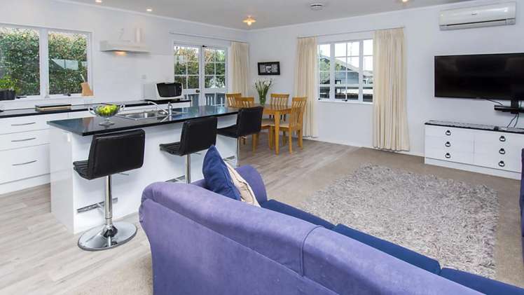 1/13 De Quincey Terrace Highland Park_7