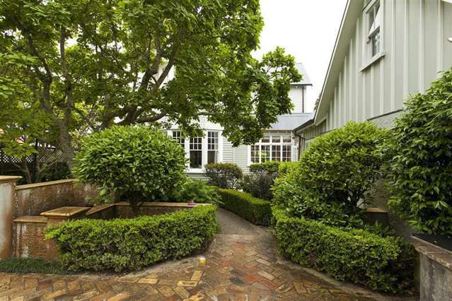 Pencarrow Avenue, Mount Eden