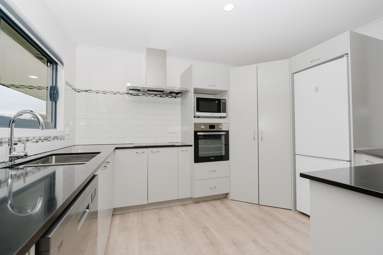 63 Bartholomew Drive_4