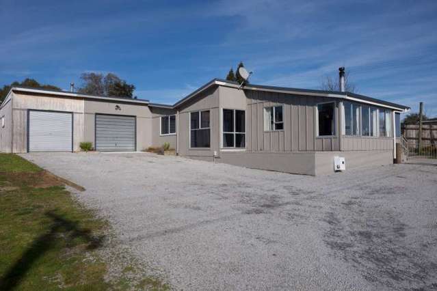 24 Hinemoa Avenue Taupo_2