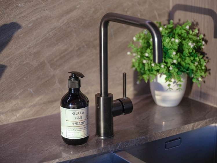 4506/10 Commerce Street City Centre_18