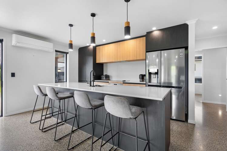16 Moorey Lane Otaika_5