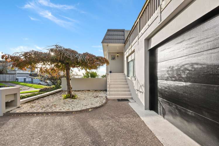 2/9 Takutai Avenue Bucklands Beach_32