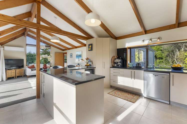 163B Great North Road_2