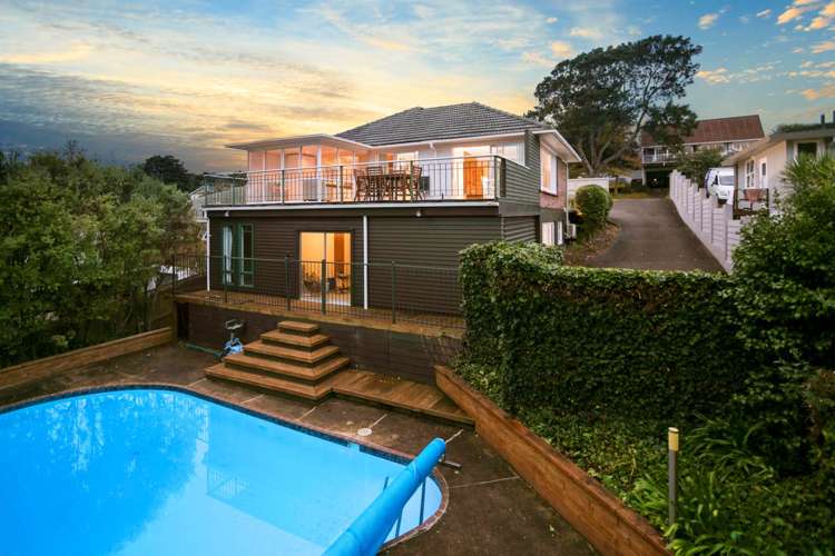 24 Raymond Terrace Northcote_0