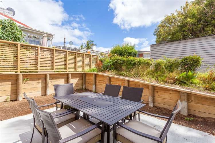 57a Hepburn Road Glendene_7